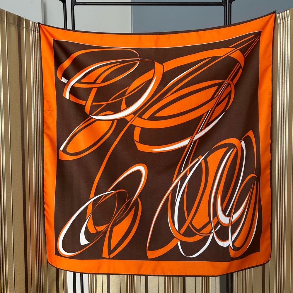 Retro scarf - Picture 3 of 10